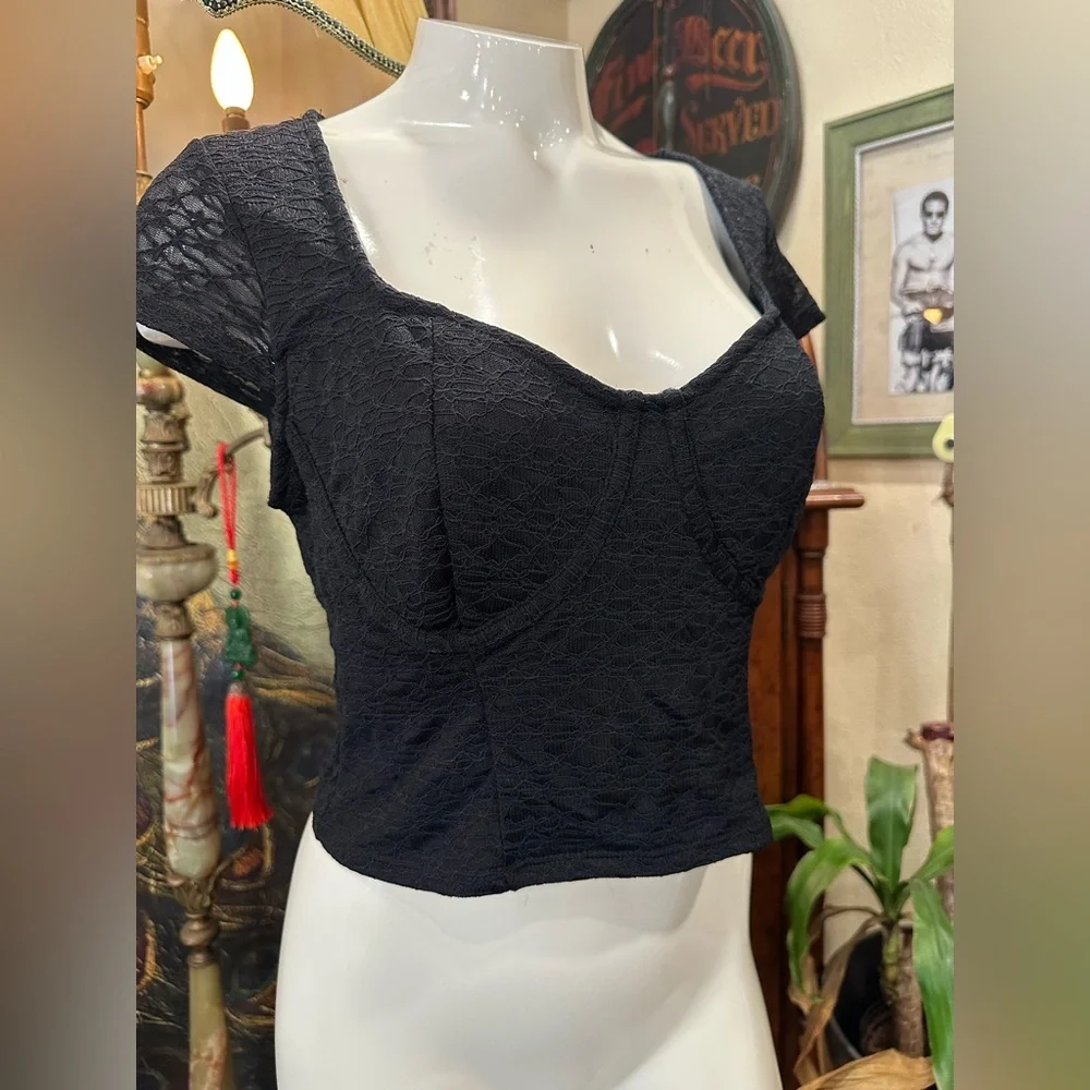 Wild Fable Black Lace Sweetheart Crop Top - Size M - Picture 5 of 9